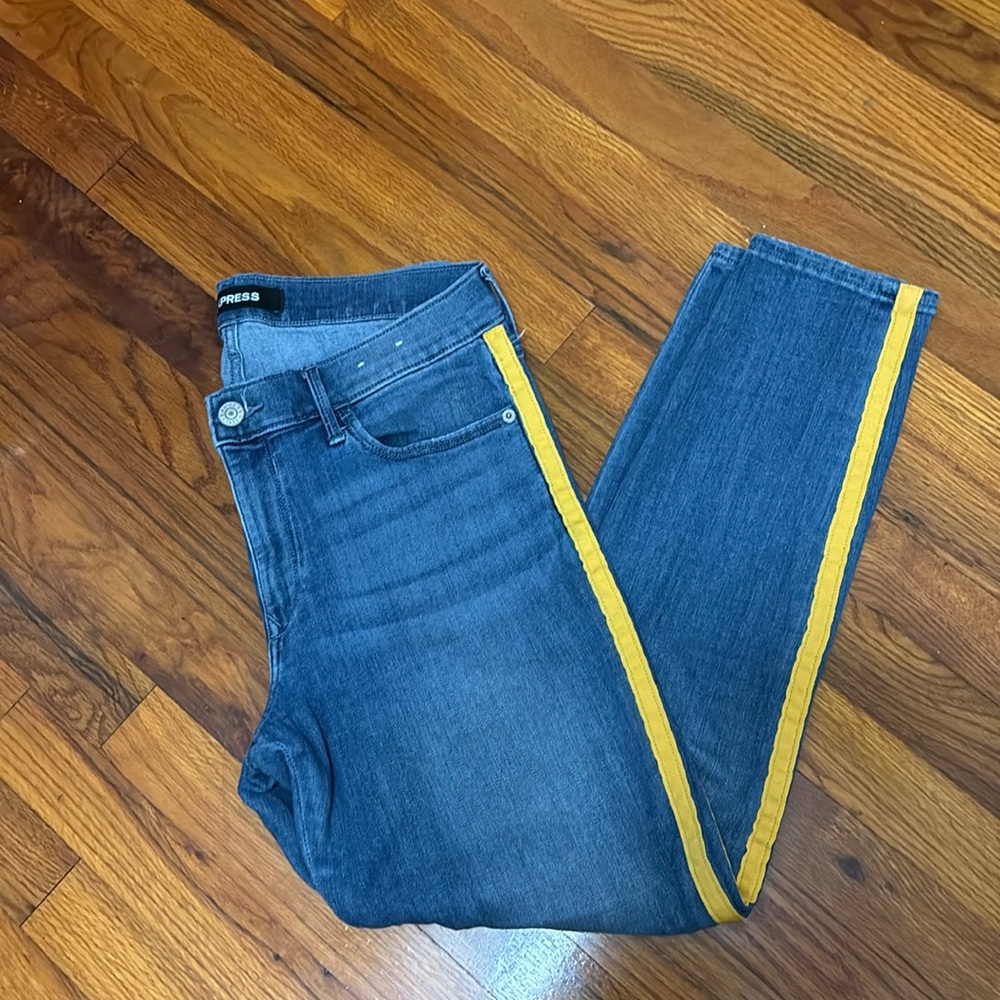 Express Jeggings with yellow tuxedo stripe